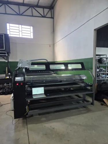 Vendo maquina de corte e gravação laser CO2