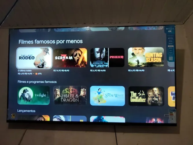 TV Philips 65 polegadas sem nova