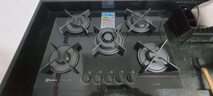 COOKTOP ELECTROLUX 5 BOCAS - LINHA PRO SERIES 