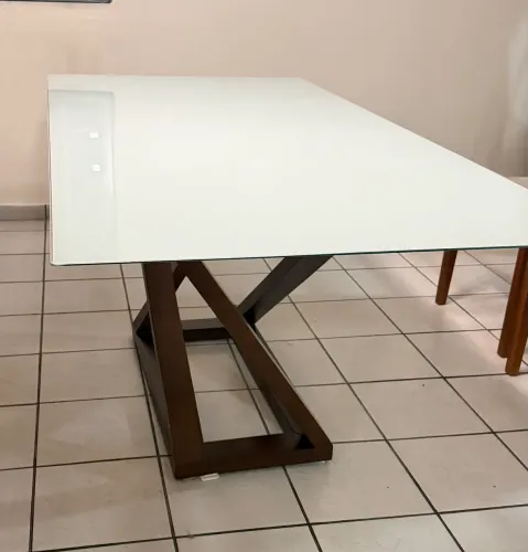 Vendo mesa de vidro para 6 cadeiras 10x no cartão