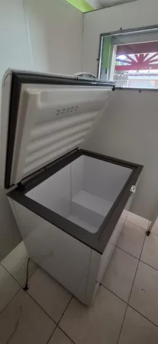 Vendo freezer horizontal consul 305 litros -220v