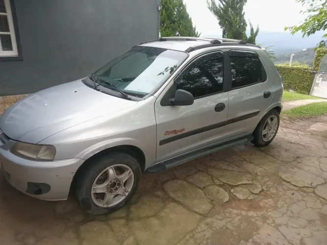 Chevrolet Celta Spirit 1.4 MPFI 8V 85cv 5P 2005