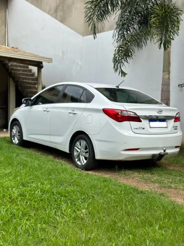 Hyundai HB20S Premium 1.6 Flex 16V Aut. 4P 2014