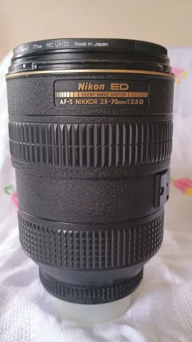 Lente NIKON 28-70 1: 2.8