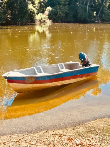 BOTE COM MOTOR 15HP