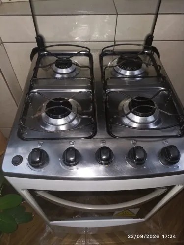 Vendo fogão 4 bocas Electrolux