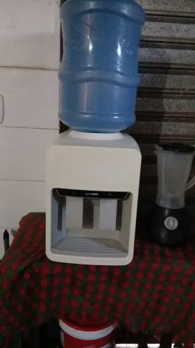 Bebedouro da marca consul