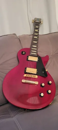 Gibson Les Paul Studio 2008 Wine Red Gold - Case, Tags