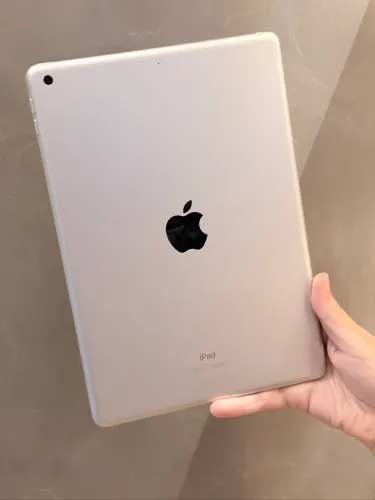 iPad 9ª geração 10,2? Wi-Fi 64 GB Prata + Apple Pencil (1ª geração)