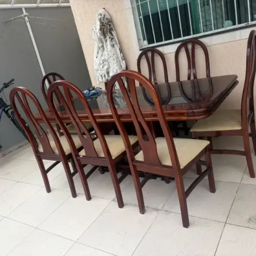 Mesa de mogno em madeira com tampo de vidro 2m por 1m