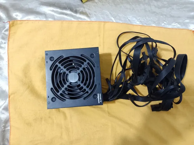 FONTE GIGABYTE P450B