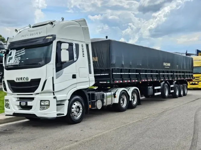 Iveco Hiway 440 6x2 Ano 21 Teto Alto Aut Carreta 4 Eixo Graneleiro Facchini Ano 2024