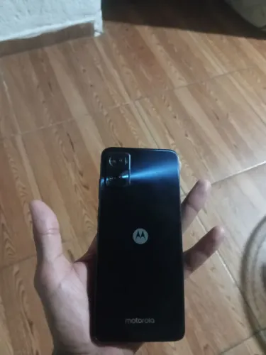 Celular Motorola e22 aceito troca em motorizada