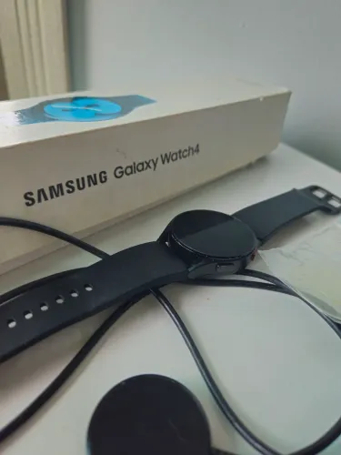 Galaxy Watch 4 novinho