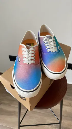 Tênis vans authentic 