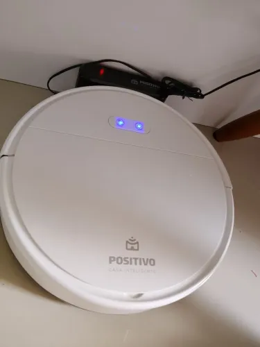 Robô aspirador positivo casa inteligente,praticamente novo ....