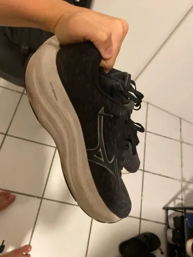 Tênis Mizuno