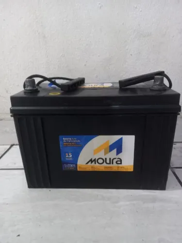 VENDO BATERIA MOURA 100 AMPERES OTIMA PRA SOM, CAMINHÃO E ENERGIA SOLAR.