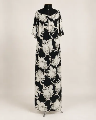 Vestido Longo Floral Preto e Branco Más Animale