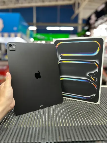 *iPad Pro M5 13 polegads, 512Gb - 5 dias de uso - Loja física