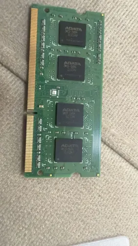 ? Memória RAM Notebook DDR3 - 6GB (4GB + 2GB) - Funcionando