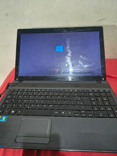 Notebook Acer core i3 5733