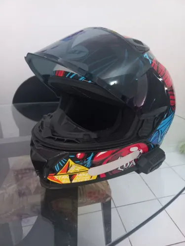 Capacete HELT