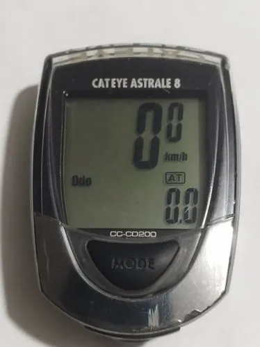 Ciclo computador Cateye original Astrale 8 com cadencia usado em perfeito funcionamento.