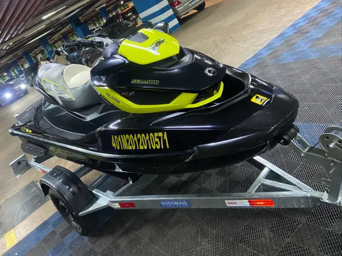 Jet ski Seadoo RXT 260rs