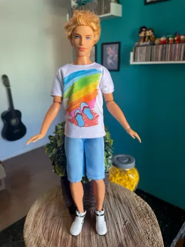 Boneco Ken Dreamhouse De 2012 Da Mattel - Usado