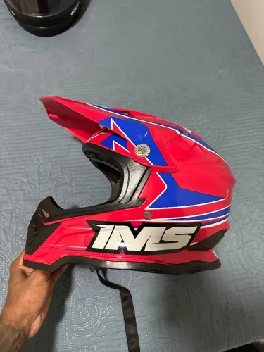 Capacete