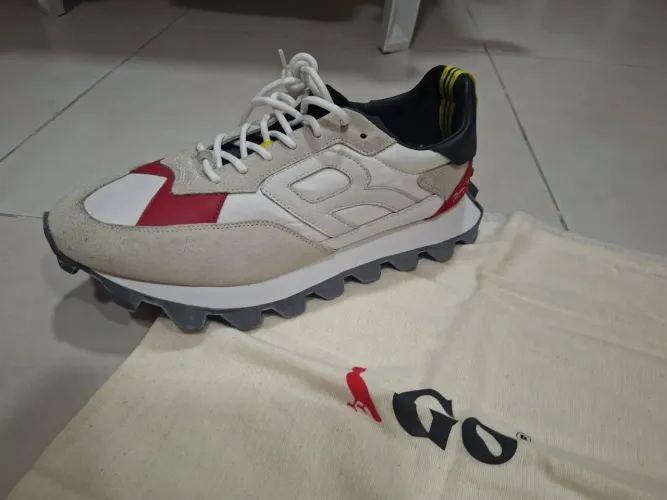 Vendo tênis masculino da reserva novo tamanho 42