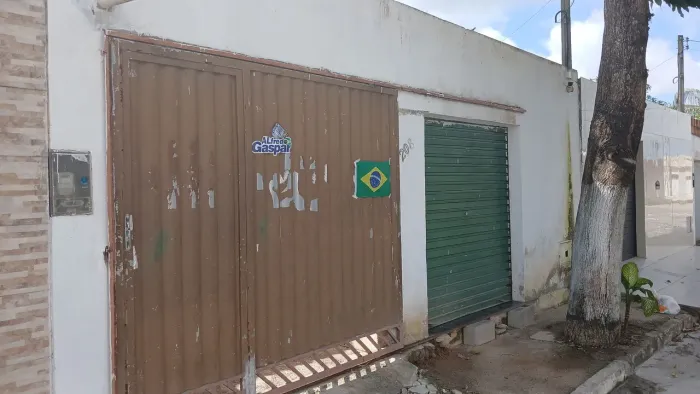 Casa C/Ponto Comercial