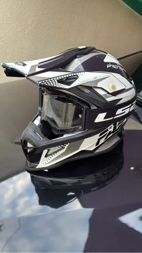 Capacete Protork com Óculos LS2