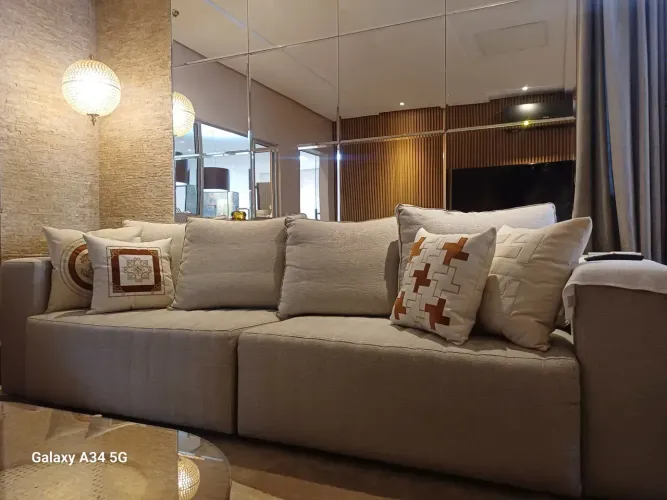 Casa em Condomínio Fechado, Armários Planejados, Toda Climatizada, Energia Solar, Toda mob