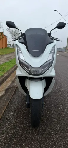 Linda / PCX 2023 - DLX com ABS