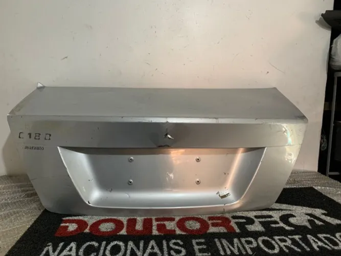 Tampa Traseira Mercedes C180 2008/10 c/det