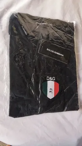 Camisa D e G preta G peruana