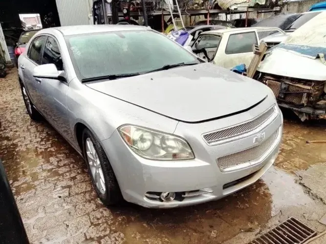 Gm Malibu 2.4 2010 Parachoque Lanterna Capo Farol Porta Motor Airbag Sucata