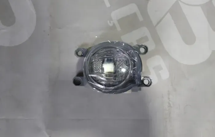 FAROL DE MILHA COROLLA/HILUX 2020 2021 2022 2023 LADO DIREITO