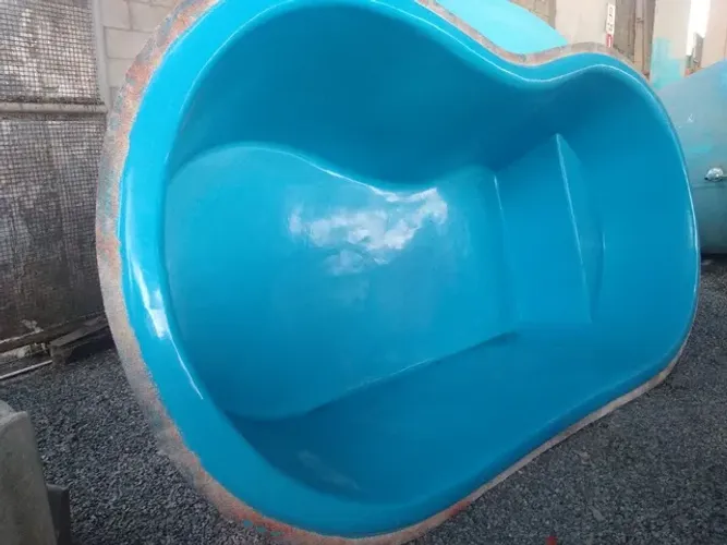 Piscina de fibra - Só o casco 