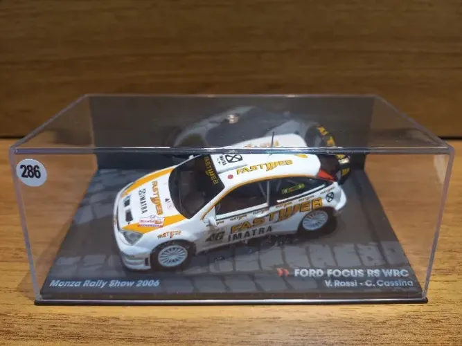 Miniatura Monza Rally Show Ford Focus RS WRC '05/Valentino Rossi - Carlo Cassina 2006