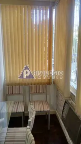 Apartamento à venda com 2 quartos, suíte e vaga no Leblon Rio de Janeiro/RJ