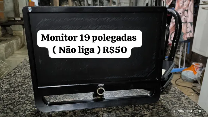 Monitores com defeito ( Valores nas fotos )