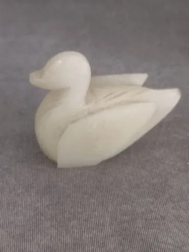 Pato antigo de pedra