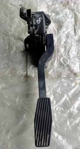 CORSA/ MONTANA PEDAL DO ACELERADOR 9129423