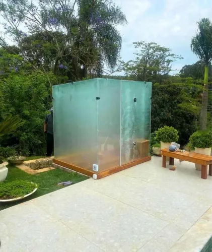 SAUNA UMIDA OU SECA ATÉ PARA 12 PESSOAS