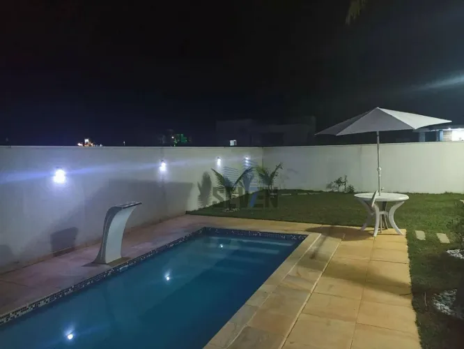 Casa com 3 Quartos no Ninho Verde II Pardinho Piscina água salinizada e Cascata