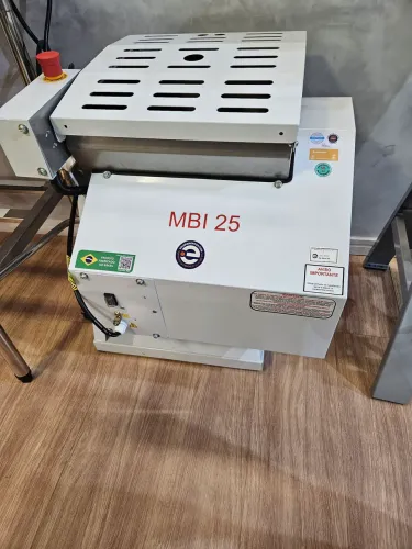 amassadeira basculante para 25kg de massa gpaniz - nova a pronta entrega
