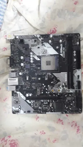 placa mãe a320-m HD com defeito